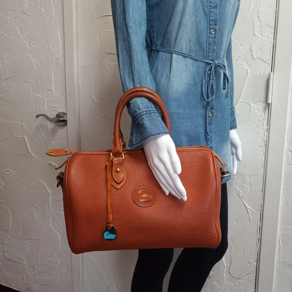 Dooney & Bourke, Pre Date Tag, 1980s Large Boston Bag - Picture 12 of 15